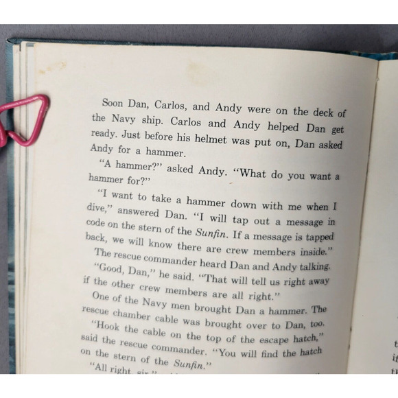 Vintage Submarine Rescue Deep Sea Adventure Series Book 3 Hardcover 1967 - Picture 8 of 16